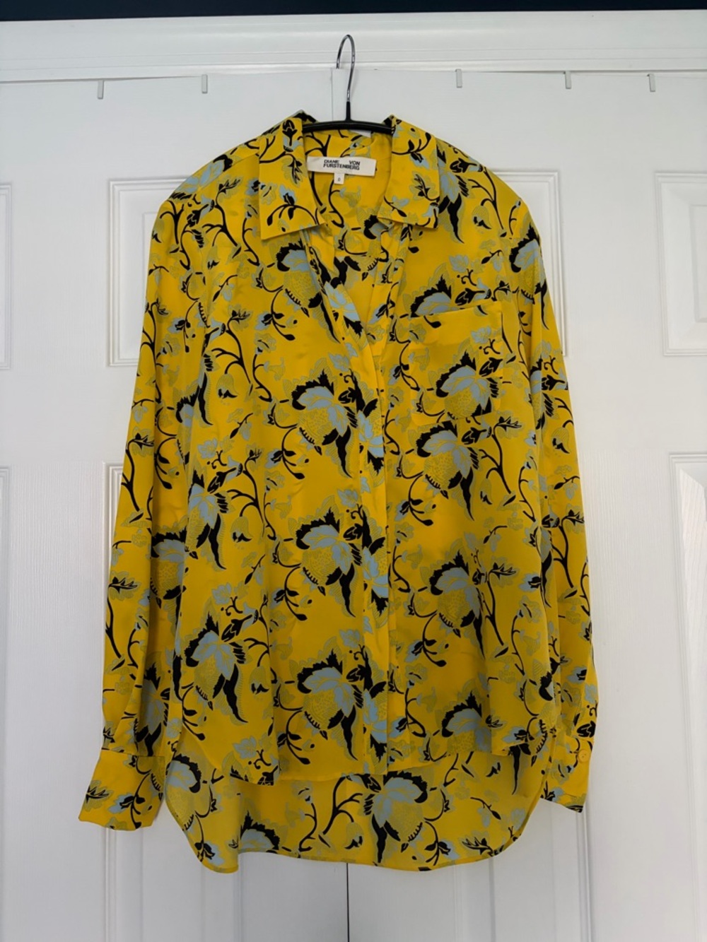 Diane Von Furstenberg Floral Silk Blouse - sz 0